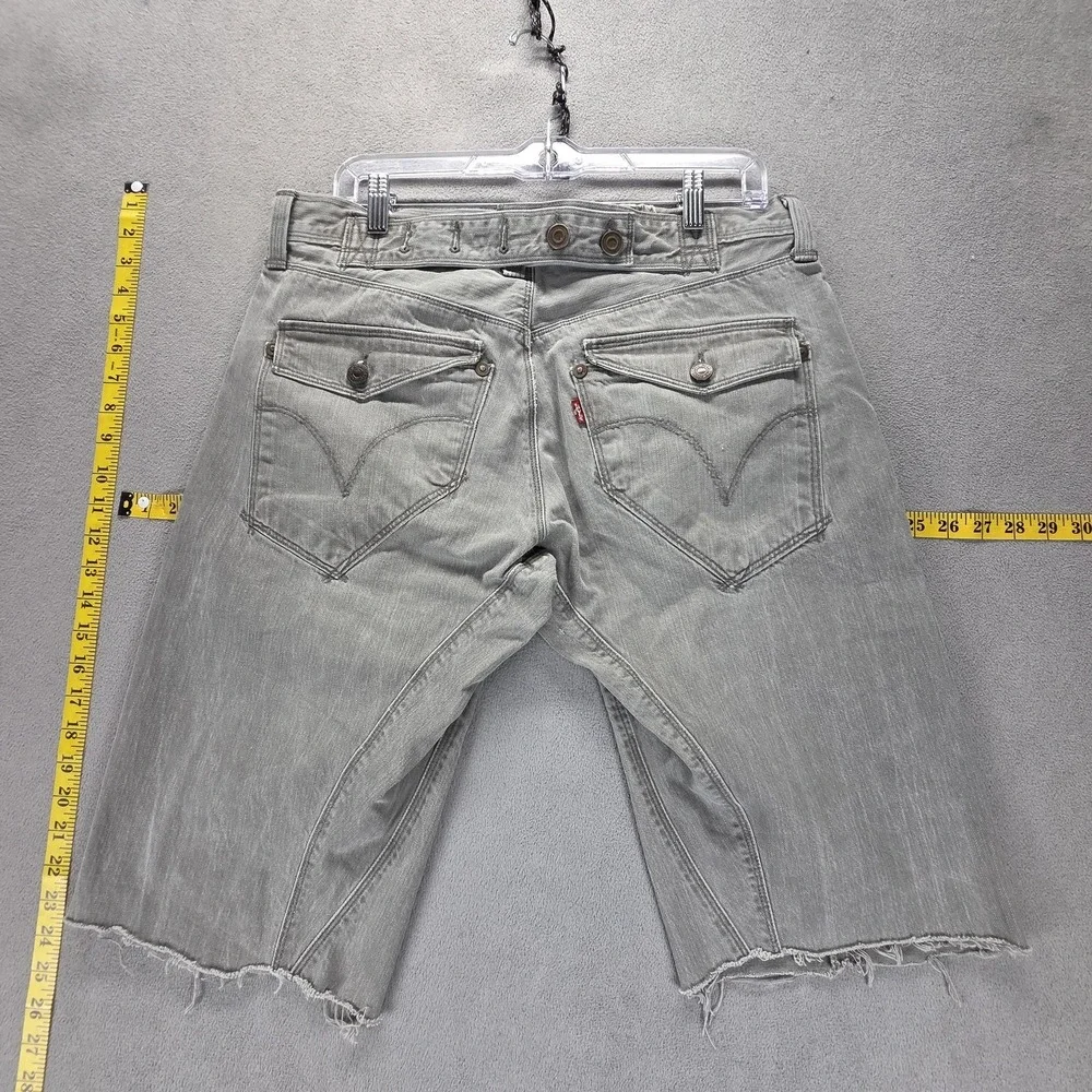 Vintage Levis Engineered Shorts Mens 32 Gray Cinch Back Twisted Jorts Jeans Raw